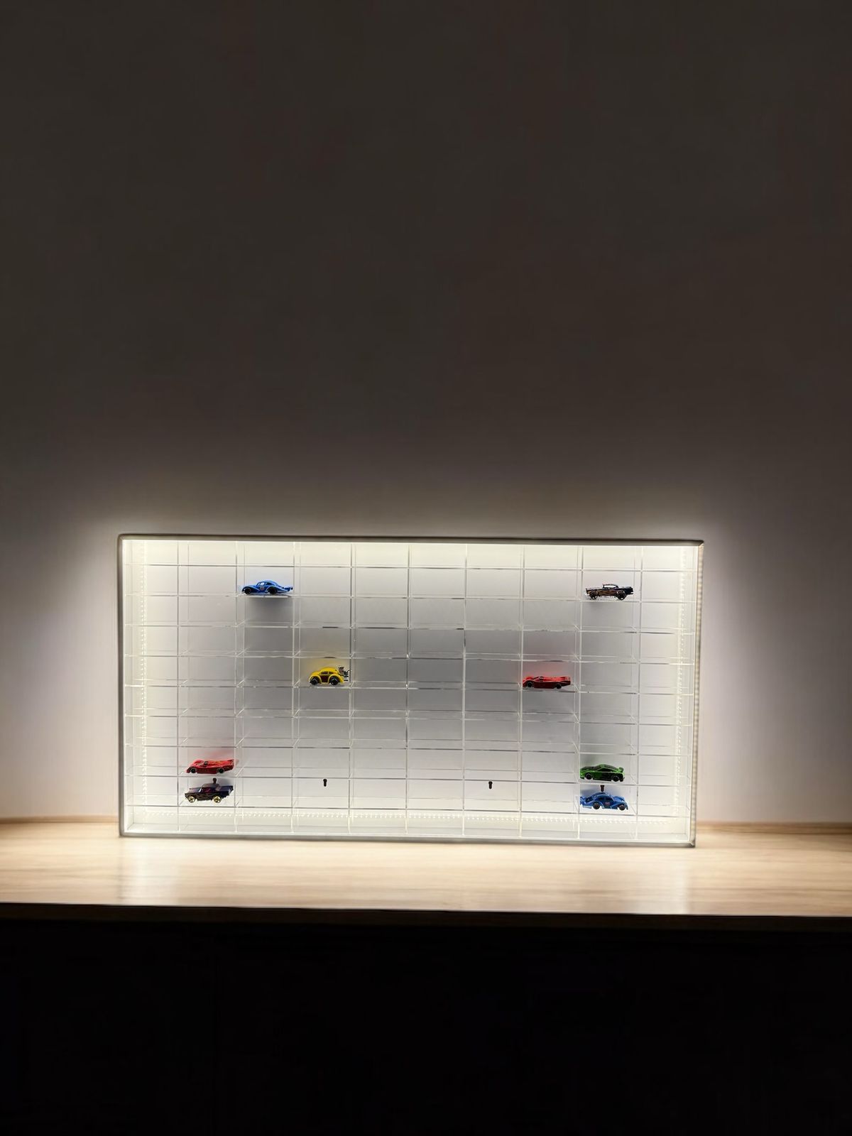 100 compartments Hotwheels organizer 1/64 with LED lights