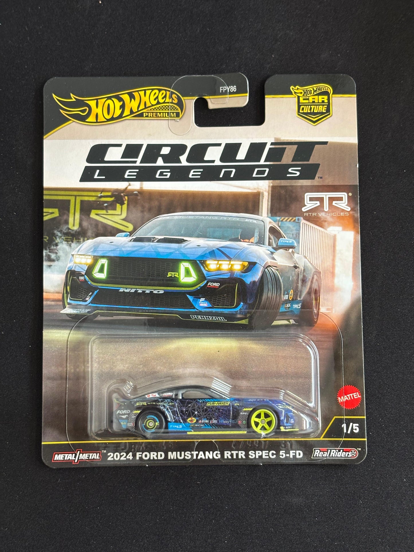 HOTWHEELS PREMIUM- CIRCUIT LEGENDS- 2024 FORD MUSTANG RTR SPEC 5-FD