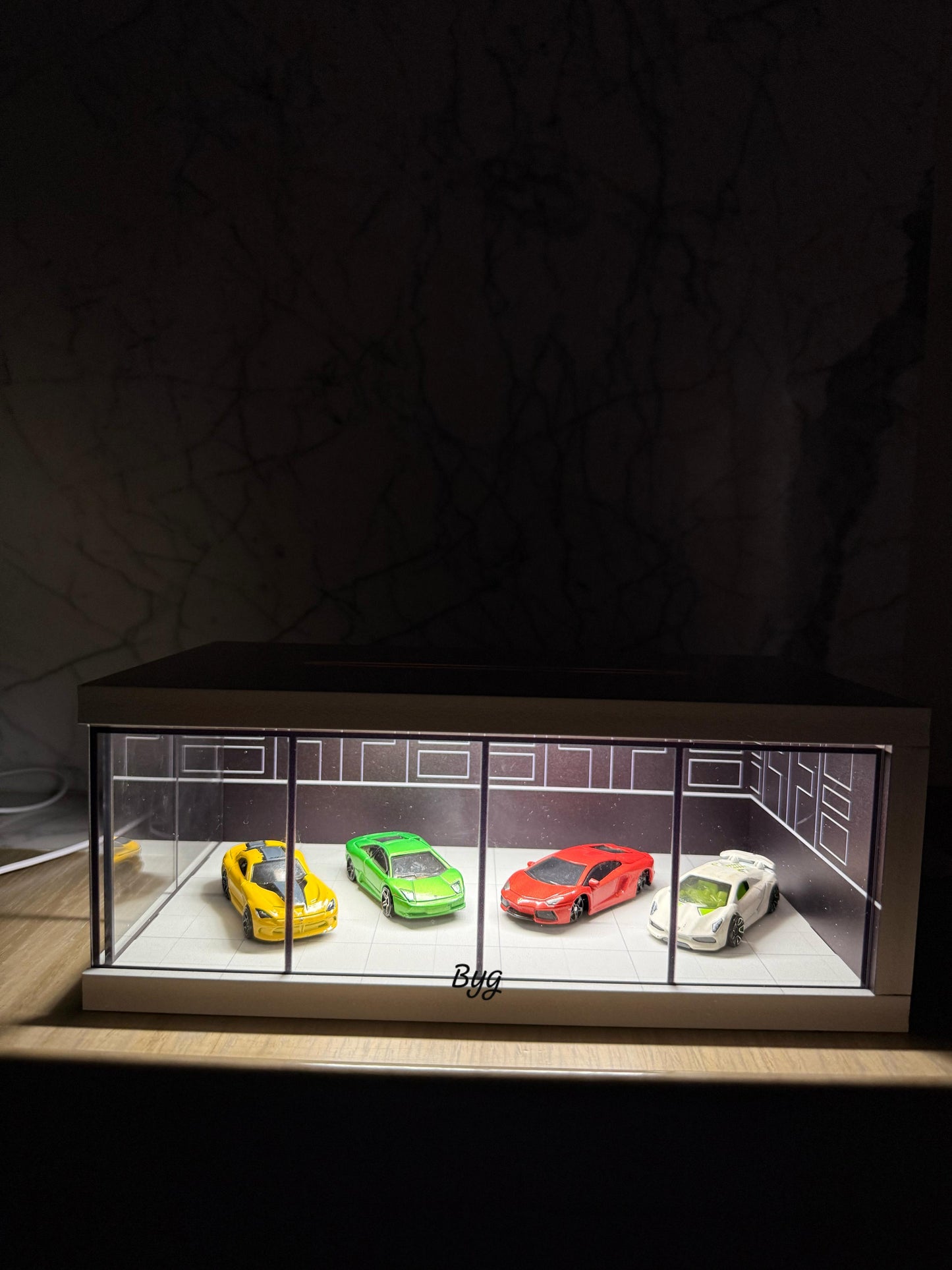 Luxury Miniature Car Showroom for 1:24, 1:43 & 1:64 Models (BLACK)