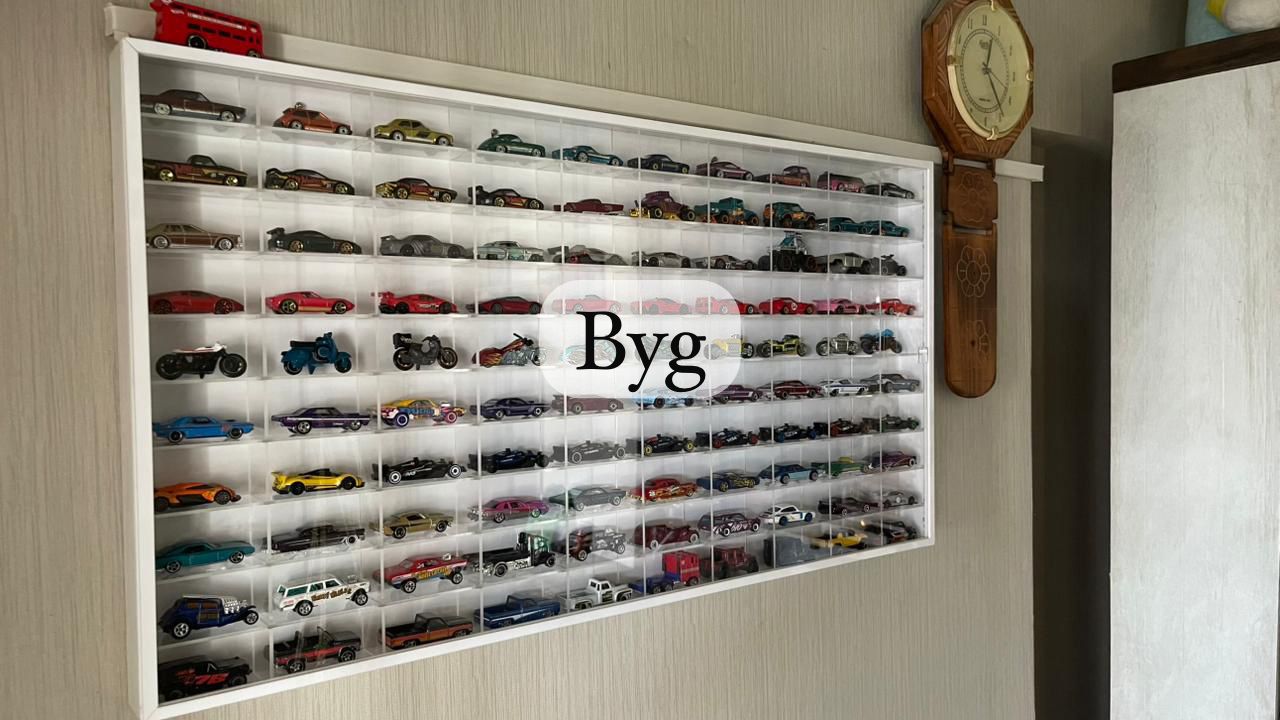 100 compartments Hotwheels organizer 1/64 with LED lights