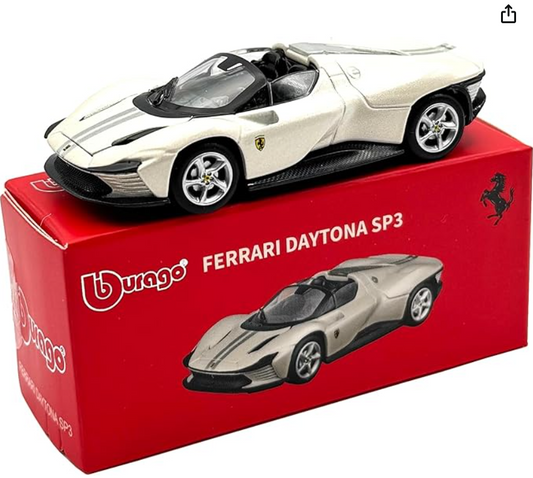 Bburago- Ferrari Daytona SP3 (White) 1:64 Scale
