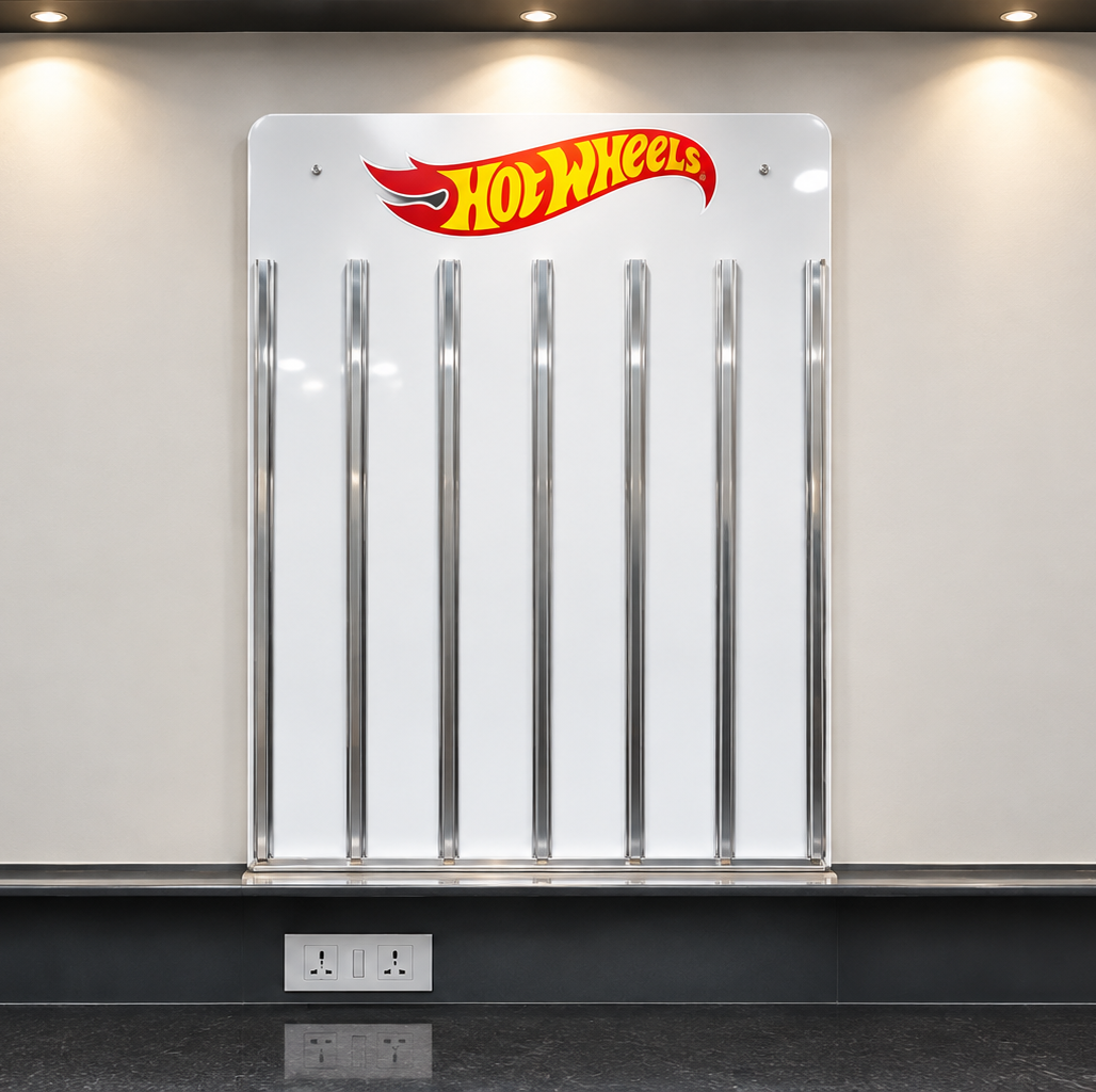 Wall Hanging Card Holder with Logo (Contains 114 Mainline & 14 Premium Cards)
Total capacity : 128 carded cars