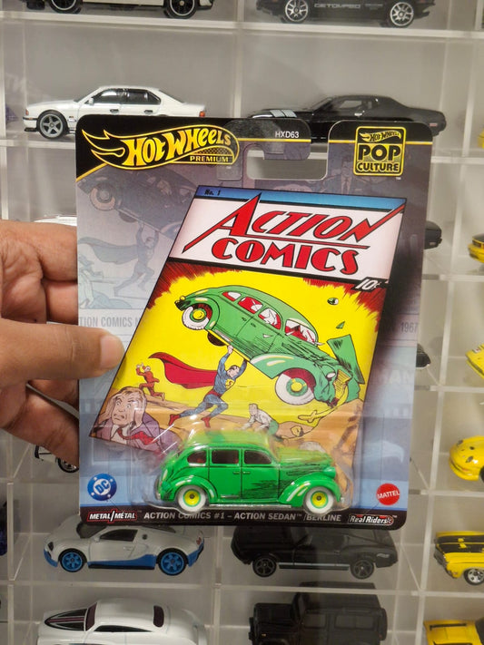 HOTWHEELS PREMIUM- ACTION COMICS- ACTION COMICS #1- ACTION SEDAN/BERLINE
