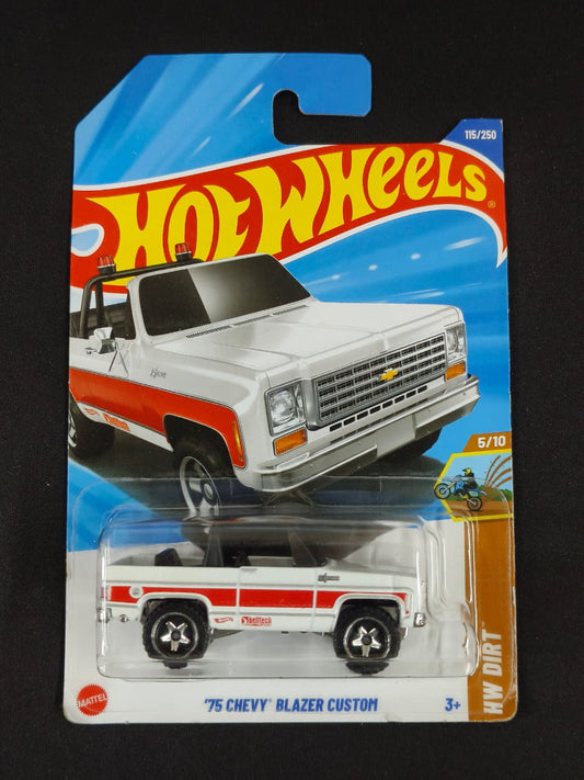 Hotwheels Mainline- '75 CHEVY CLAZER CUSTOM
