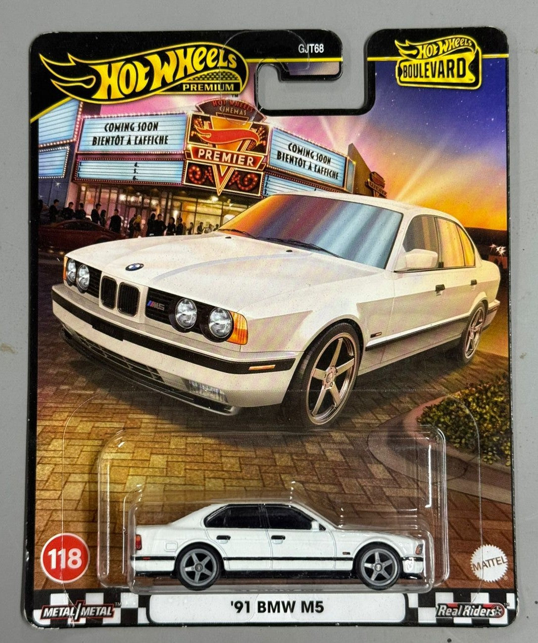 HOTWHEELS PREMIUM- BOULEVARD- '91 BMW M5 (Imported)